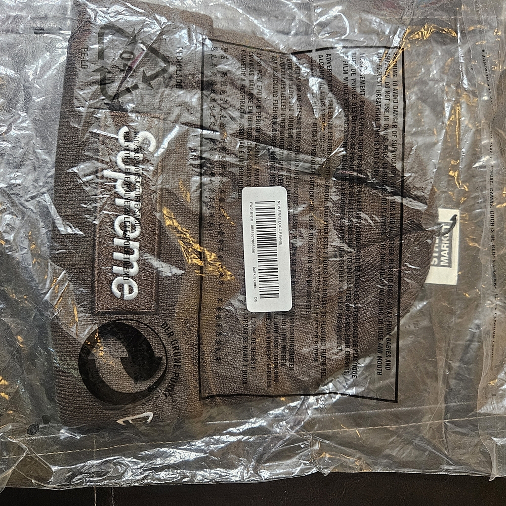 Supreme x New Era Beanie